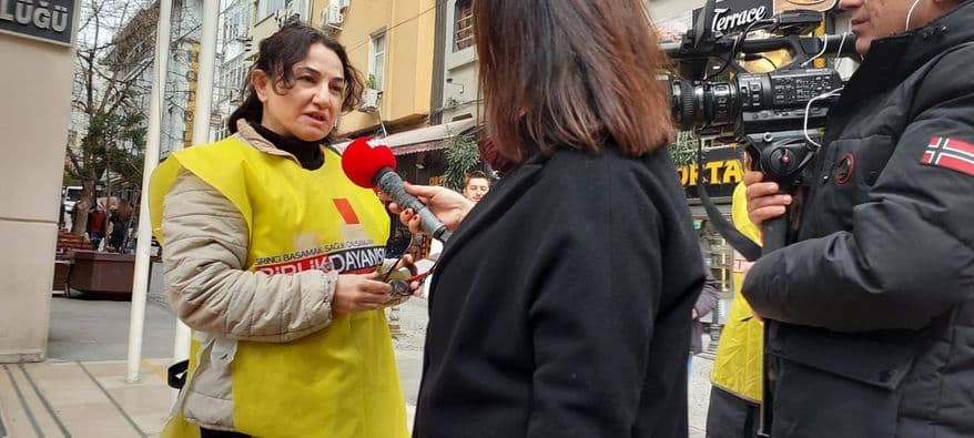Sendikamız 1 Nolu Şube yönetici ve üyeleri, İstanbul’da Tıp Bayramı etkinlikleri çerçevesinde paydaş STK’lar ile birlikte basın açıklamasına katıldı.
